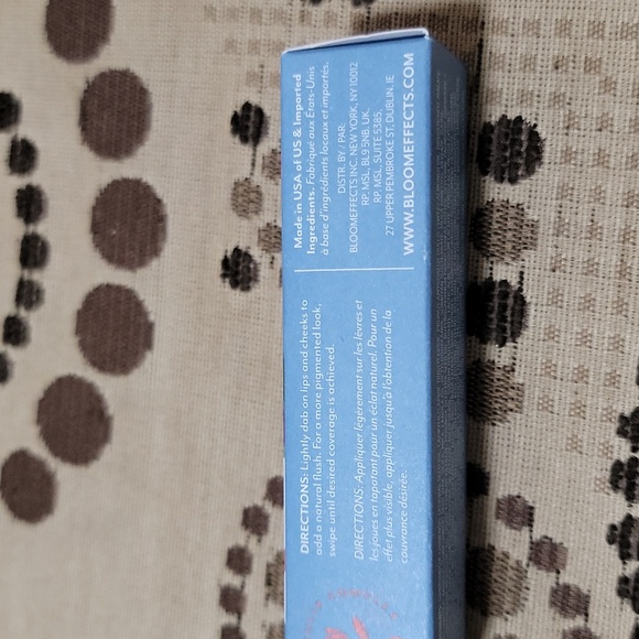 COPY - Bloomeffects Tulip Tint Lip & Cheek Balm Crispa Coral Hydrating Tint 13 … - Picture 2 of 6